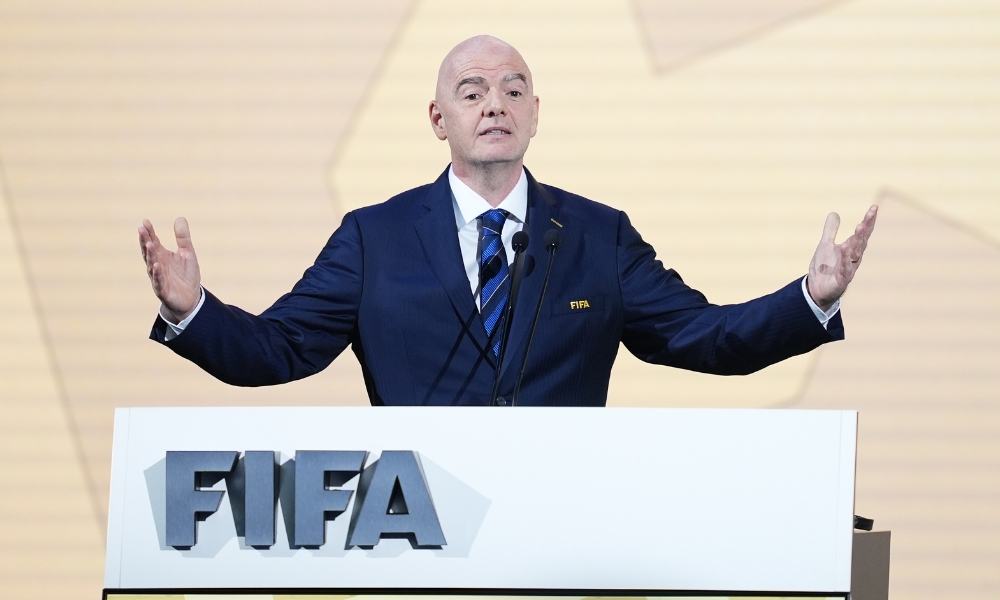 前瞻｜皇马1-1皇社：三冠王？西甲、欧冠卫冕需奇迹，先拿国王杯吧.